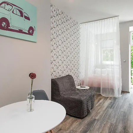 Hotel Leo Old Town 4*